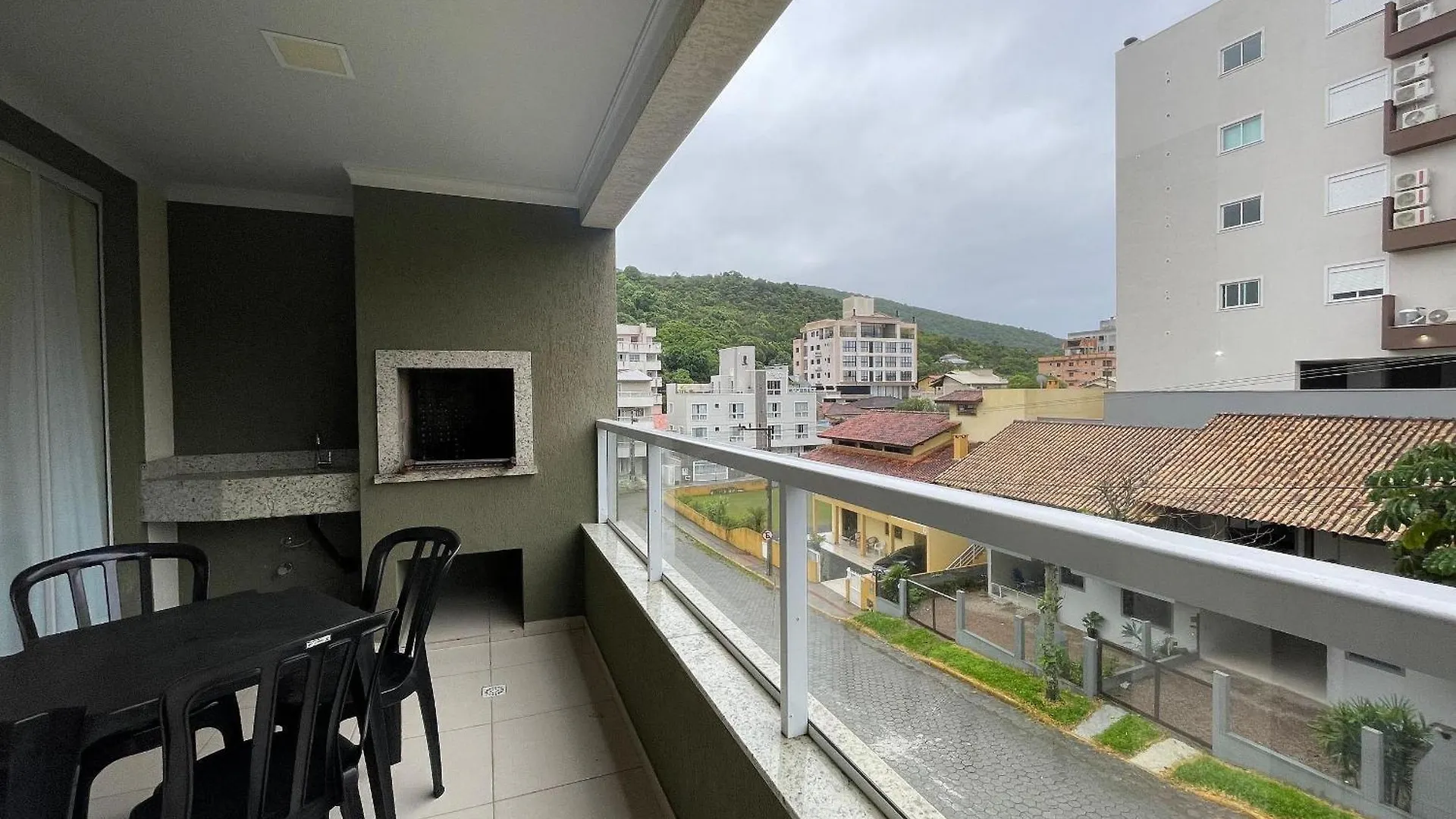 Daire B117 - Aluguel 03 Dormitorios A 200 Metros Do Mar Bombinhas